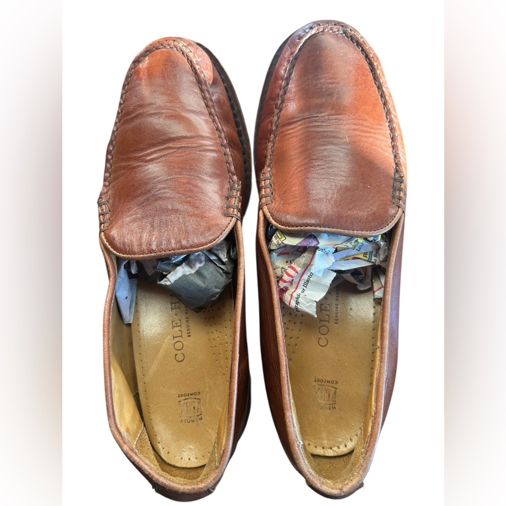 Cole Hahn/ Brown Leather loafers 9 Men 7 Women